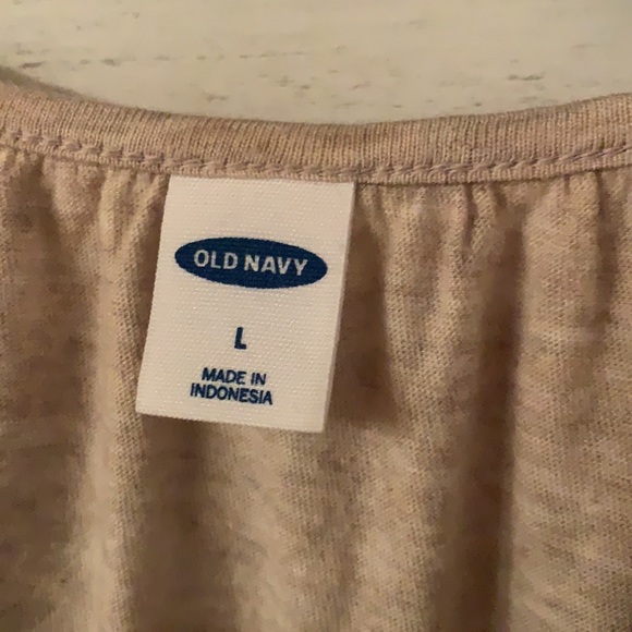 Old navy long sleeve top! - Picture 2 of 4